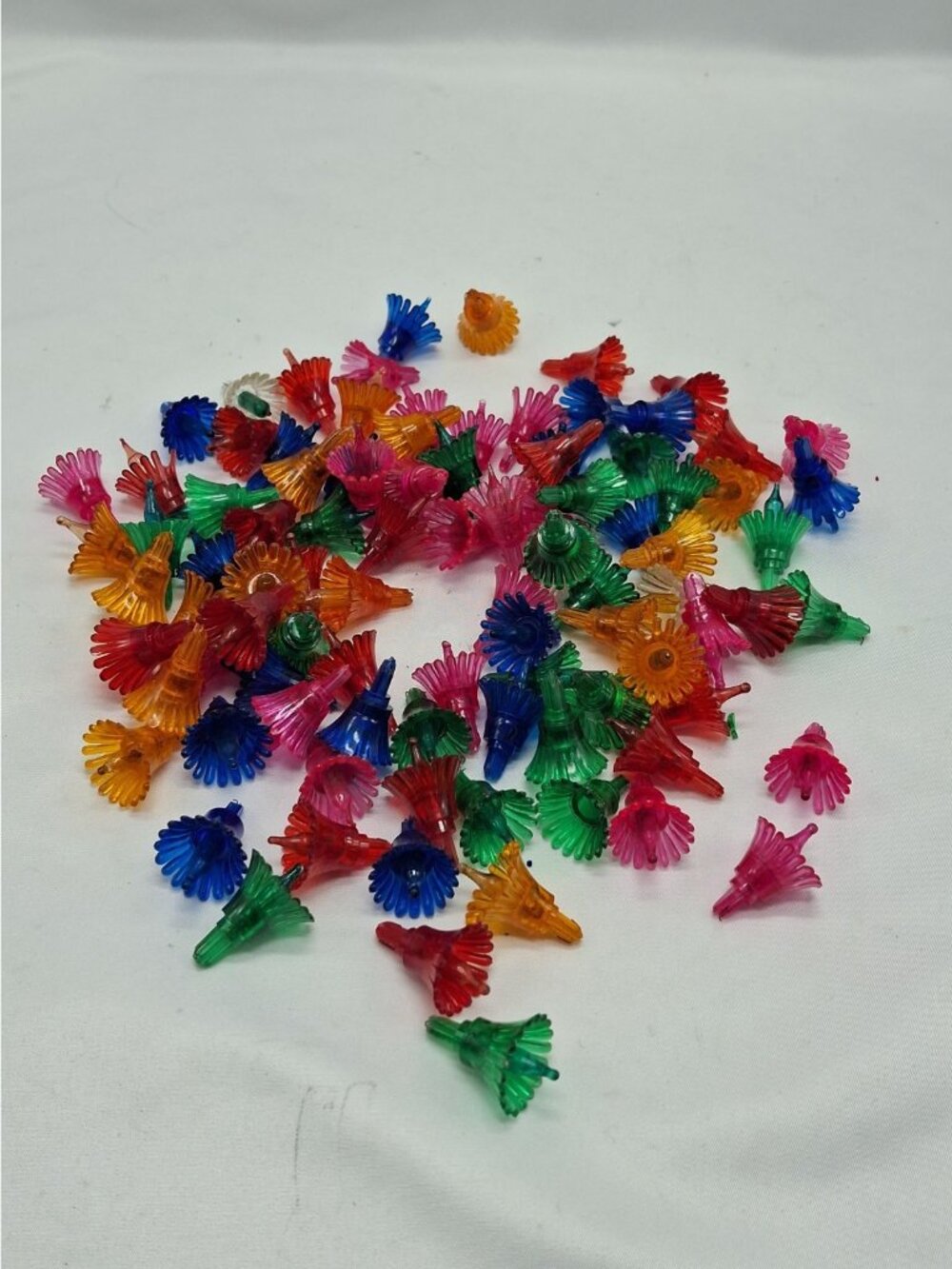 Lot Of 80+ Vintage Tulip Christmas Plastic Light Reflectors Covers Starburst